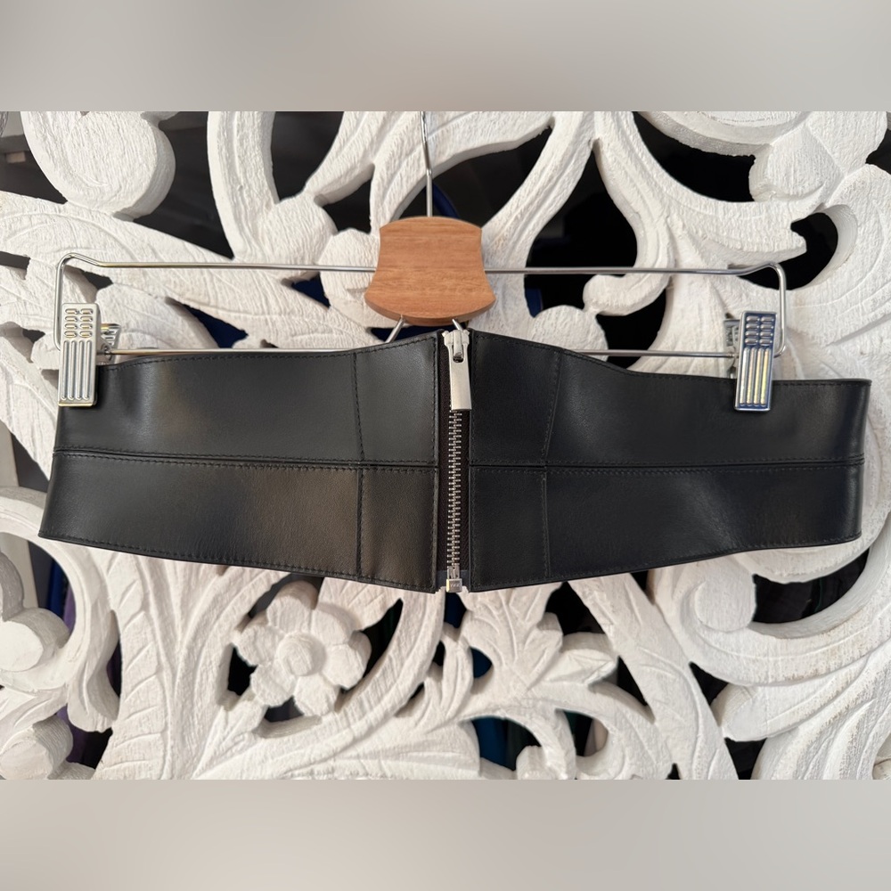 Sleek Black Leather Women's Belt Marcella NYC waist belt Ophelia zipper large
